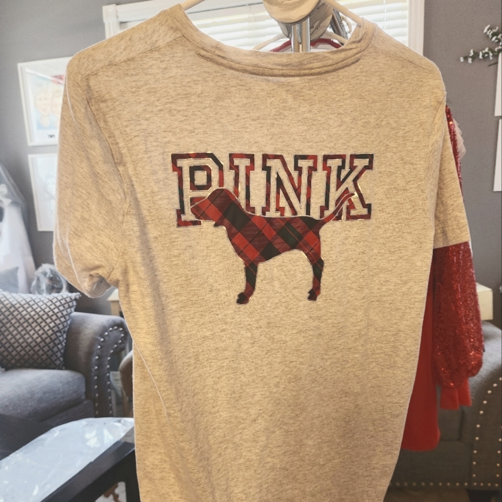 💓PINK Women's  T- shirt